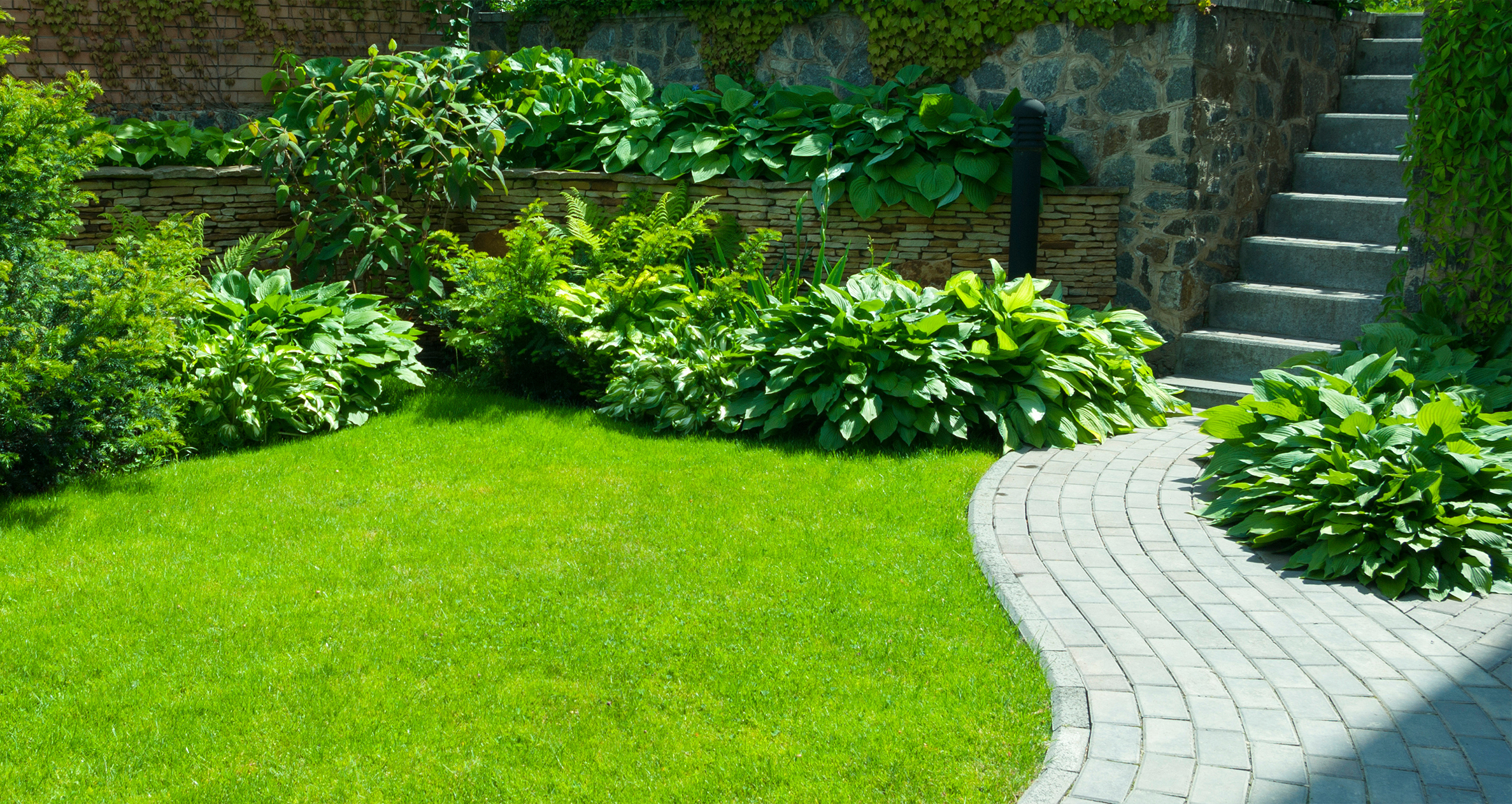 Best Walkway & Sidewalk Installation Livonia, MI | A-Team Hardscapes - sidewalk-1